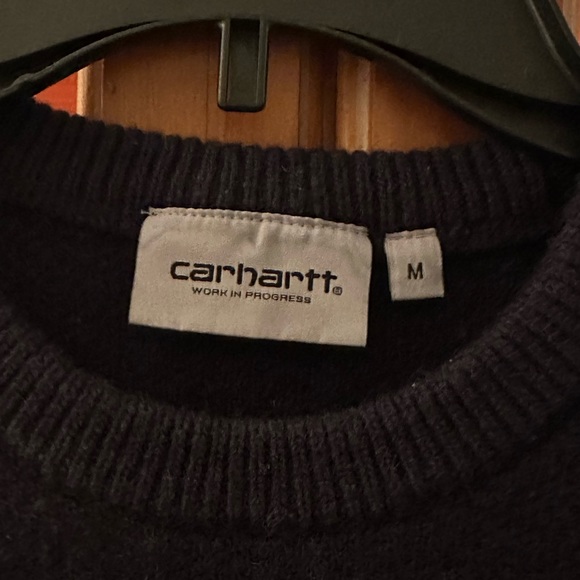 Carhartt WIP university script knitted sweater in navy! Size M fit S. - Picture 3 of 5
